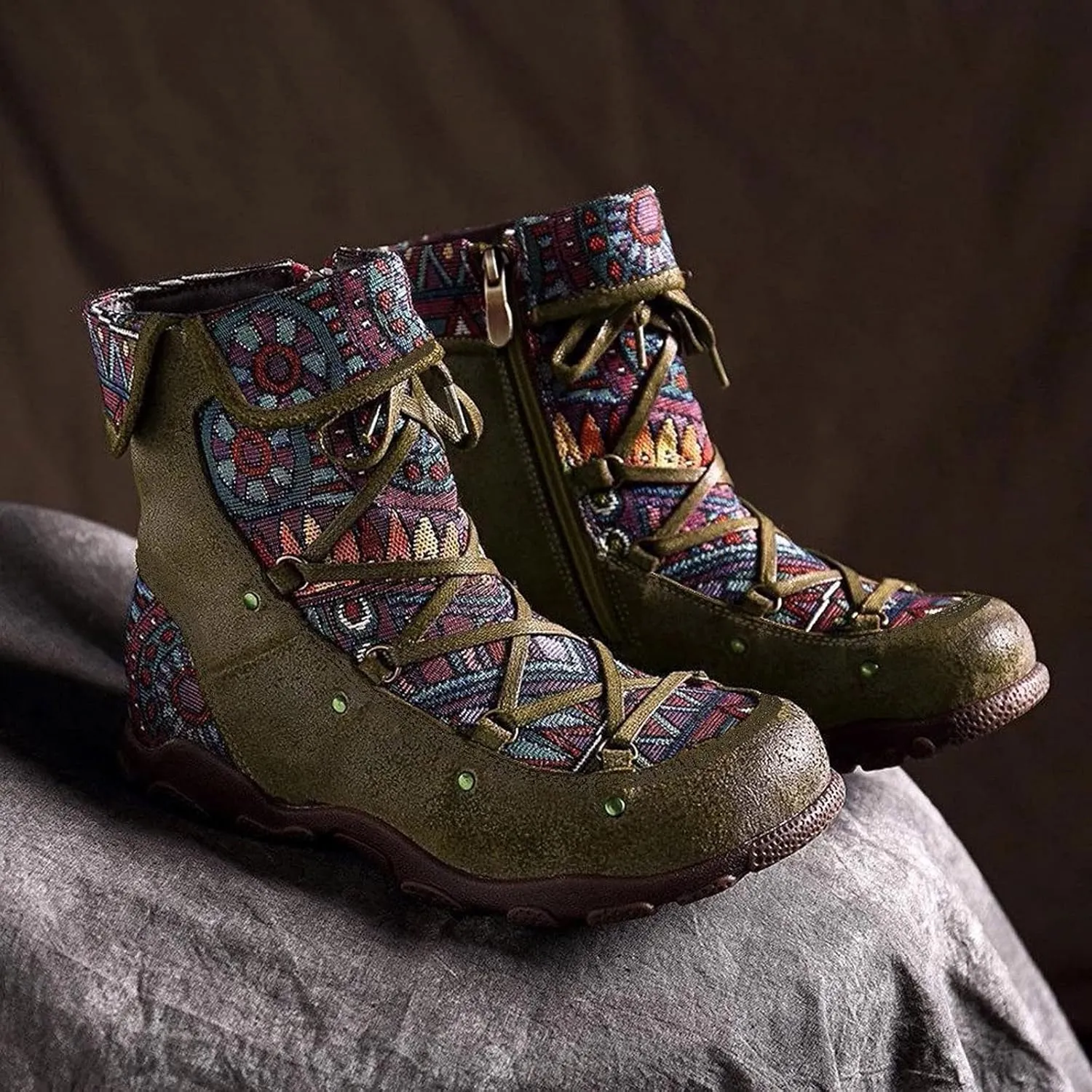 AMDBEL Winter Boots for Women 2024 Ankle Boots Low Heel Lace Up Short Boots Bohemian Winter Vintage Booties Shoes