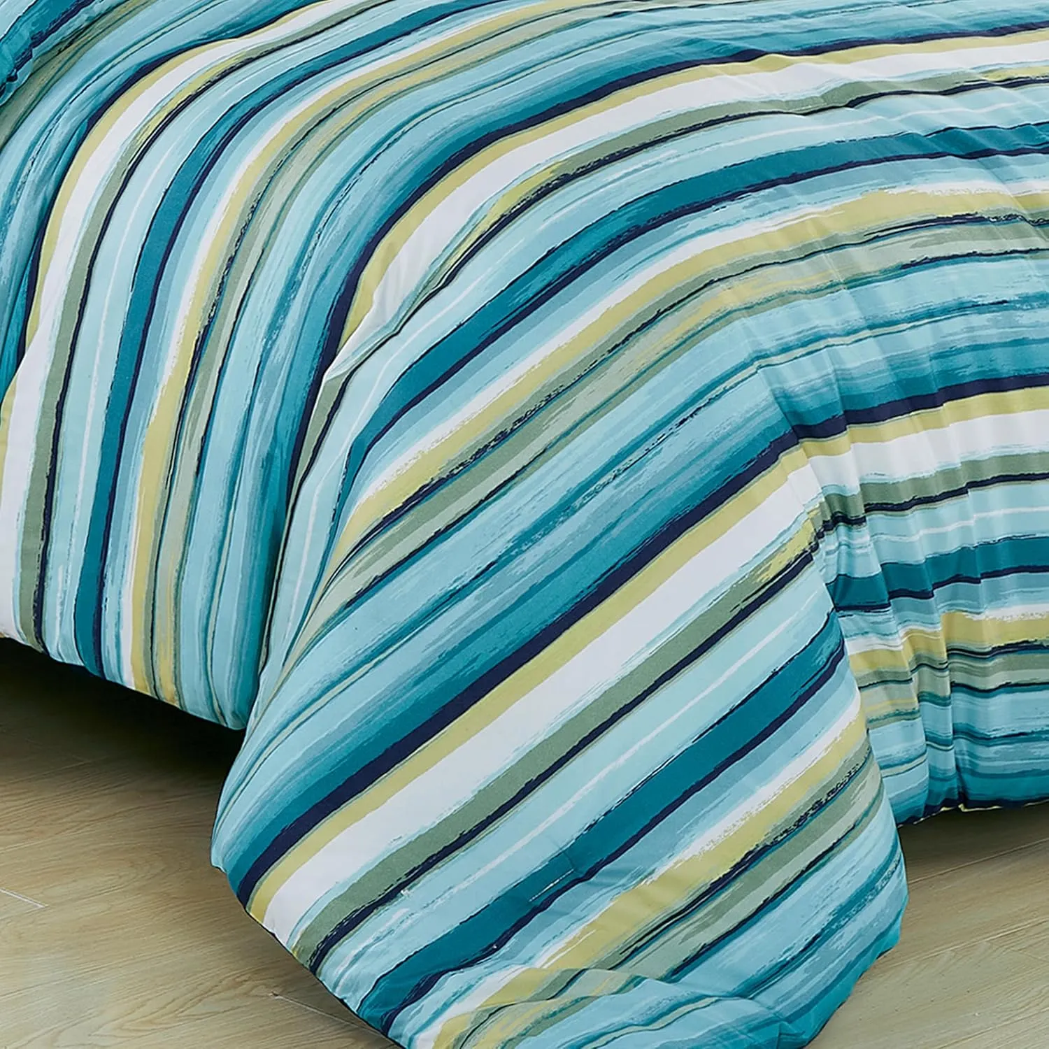 Chezmoi Collection Marvin 7-Piece Coastal Lodge Bed in a Bag King Comforter Set - Green Blue White Striped Printed Microfiber Bedding Set