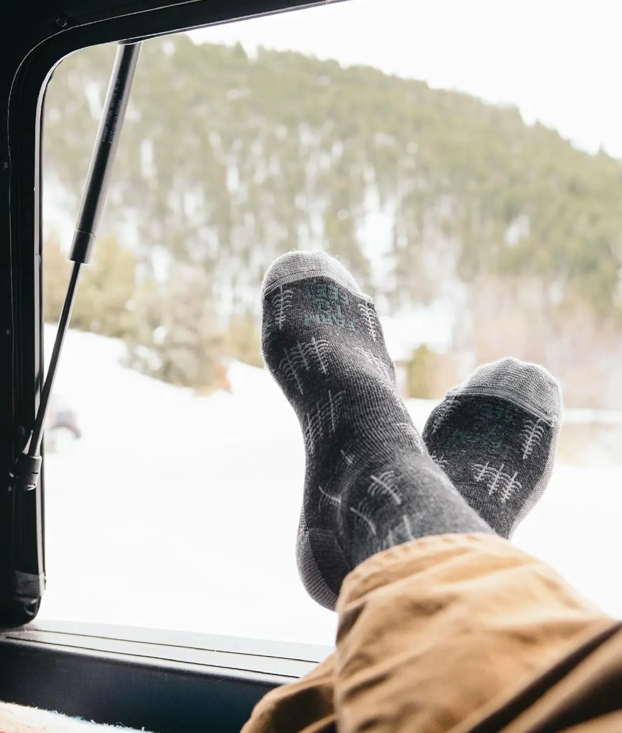 Farm to Feet Men's Cokeville Midweight Crew Sock