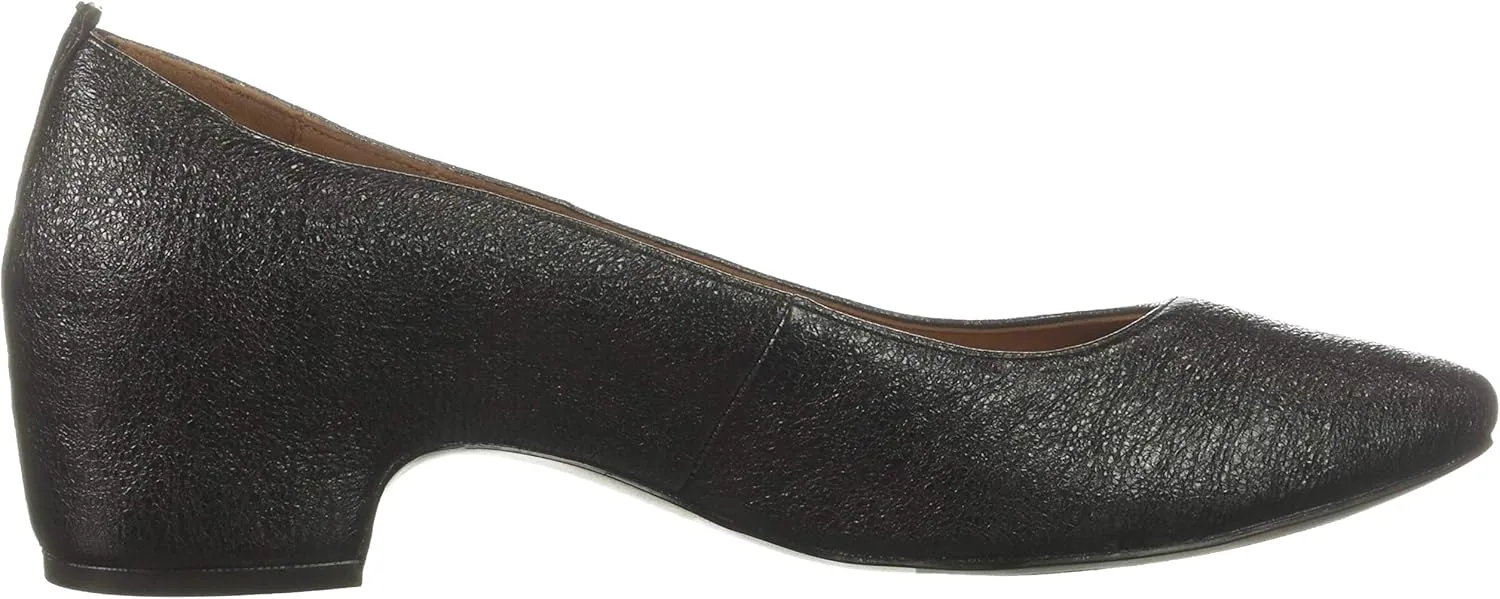 Gentle Souls by Kenneth Cole Women's Priscille Low Heel Dress Pump