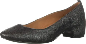 Gentle Souls by Kenneth Cole Women's Priscille Low Heel Dress Pump