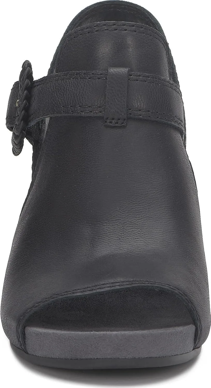 Lucky Brand Women's Juliane Heeled Sandal