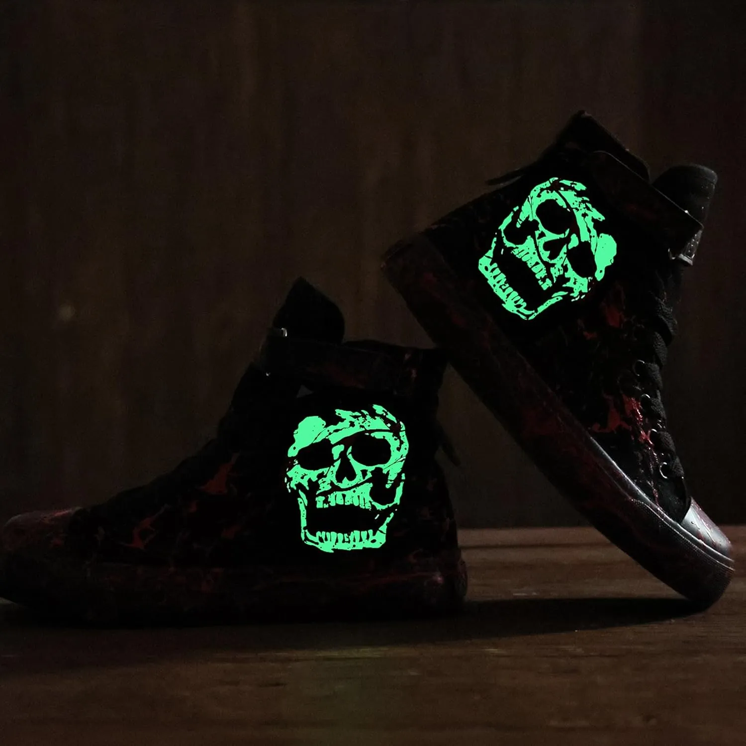 Luminous Skull Shoes for Men Gothic Cosplay Women Fashion Sneakers Hip Hop Punk Hand-Painted Graffiti Halloween Shoes High Tops Black Canvas Casual Walking Shoes