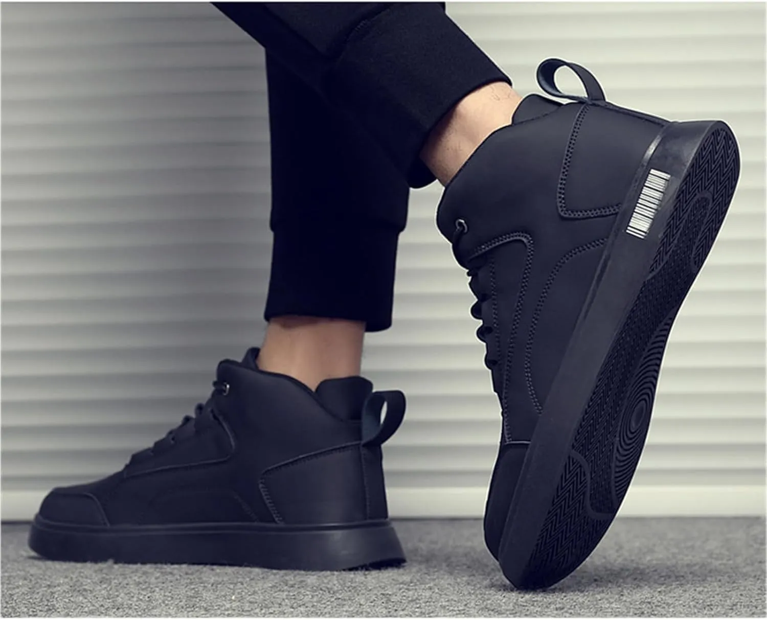 Men's Leather High Top Lace Up Fashion Sneakers Casual Non-Slip Flat Ankle Boots Comfort Walking Travel Shoes