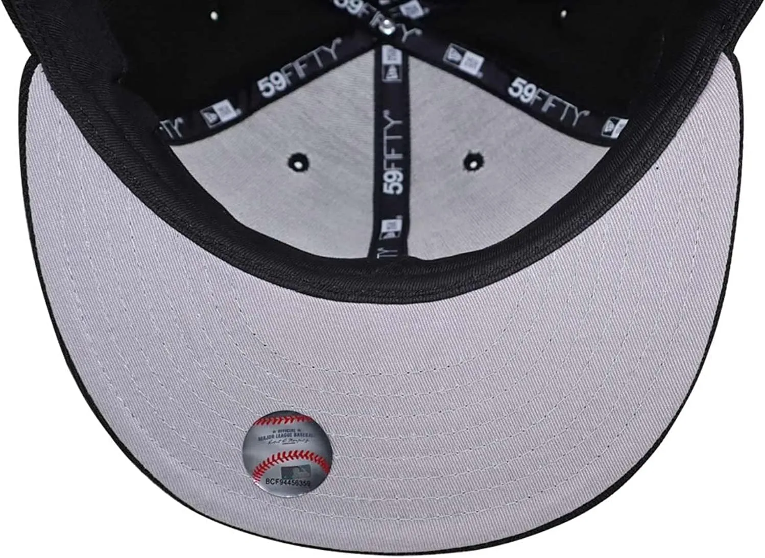 Men's MLB Boston Red Sox Basic 59Fifty Fitted Hat Black Outline