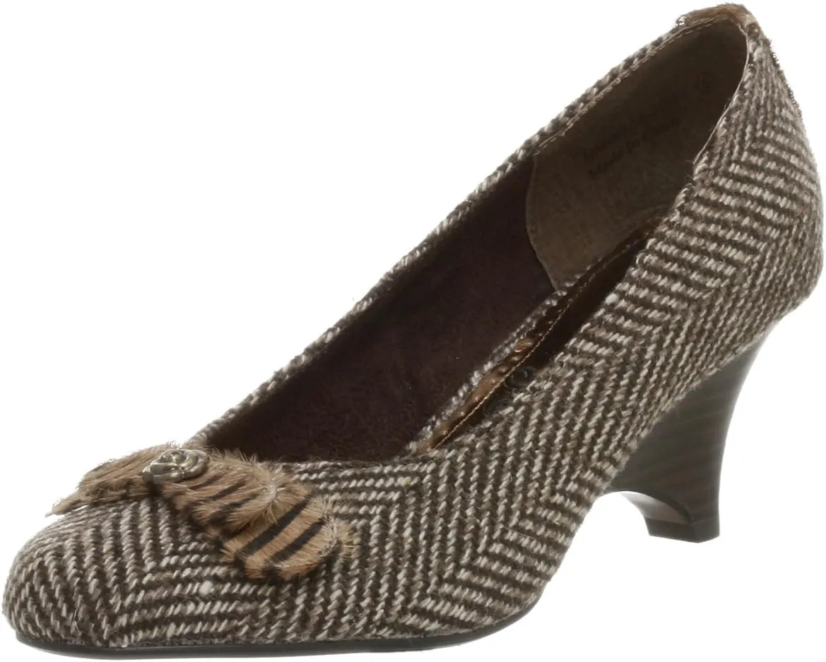 Naughty Monkey Women's Nip Tuck Wedge Pump