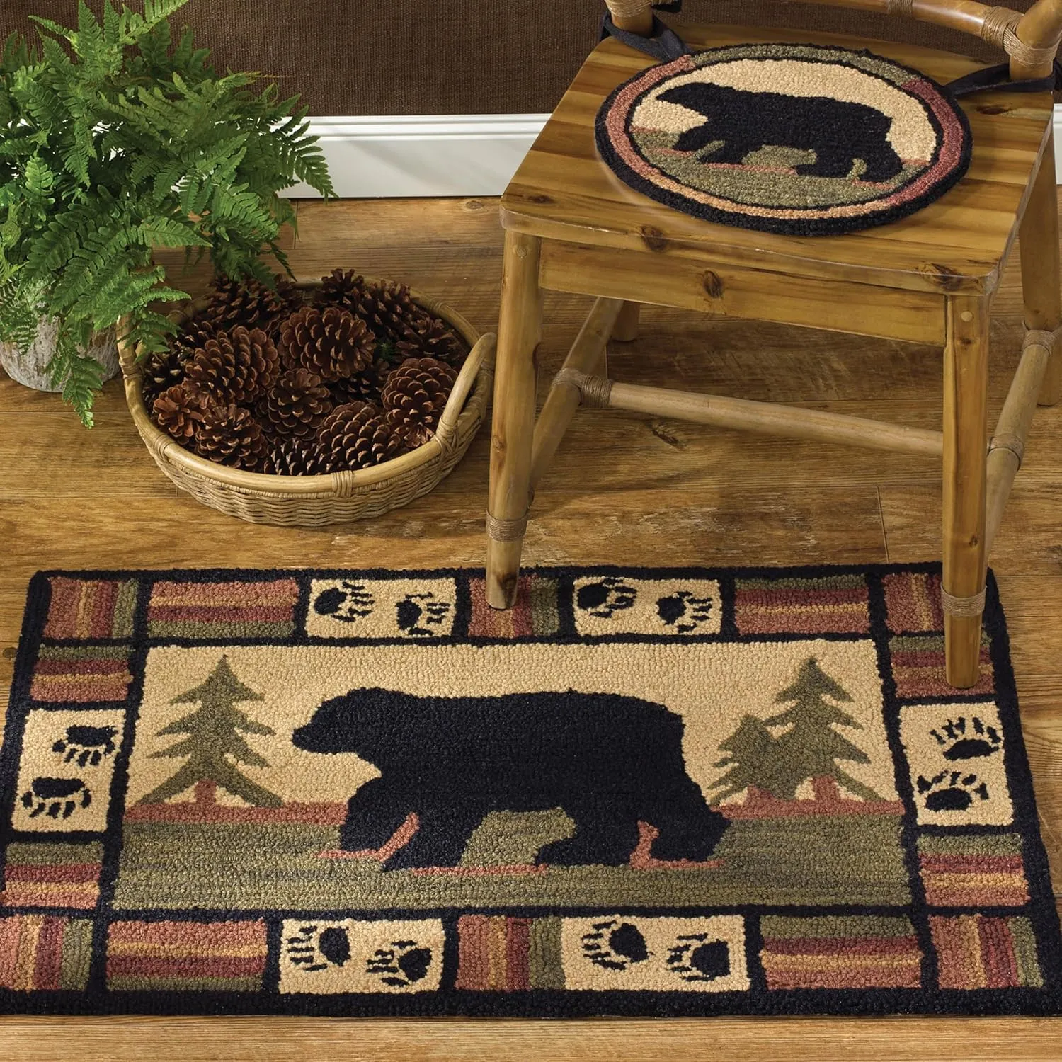 Park Designs Adirondack Bear Hooked Rug, 24 x 36
