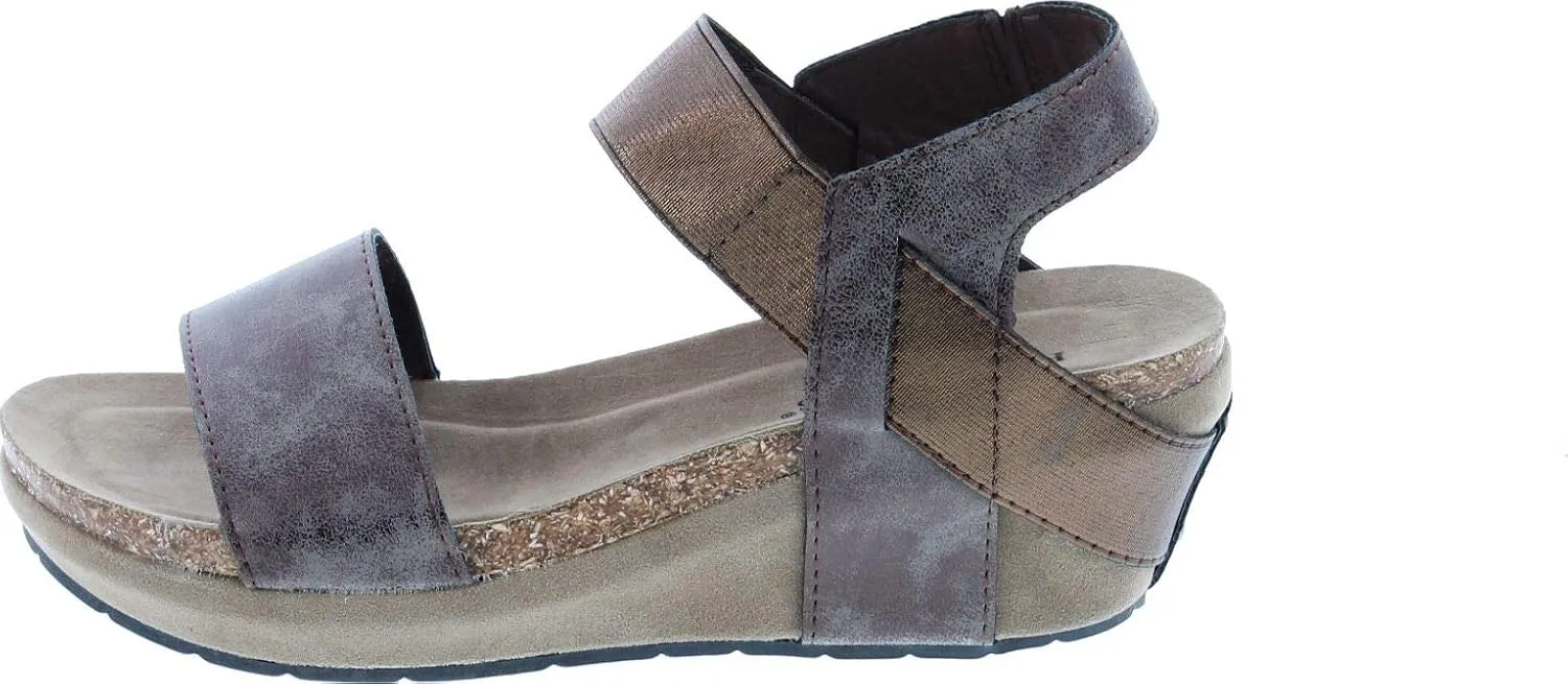 Pierre Dumas Women's Chantal-2 Wedge Sandal