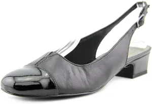 Trotters Women's DEA Pump