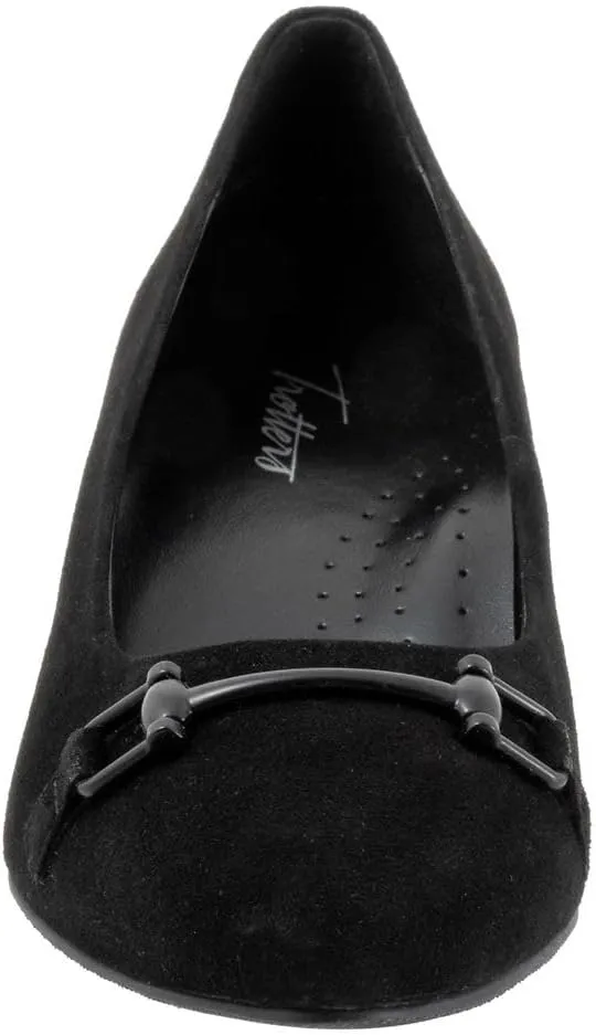 Trotters Women's Kenzie Pump