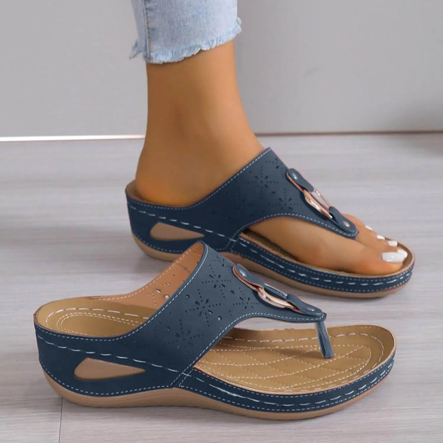 ZSpzx Orthopedic Sandals for Women,2025 Arch Support Wedge Flip Flops Slide Dressy Summer Open Toe Slip on Sandalias Comfortable Slides Slippers Metal Plantar Fasciitis Walking Beach Shoes